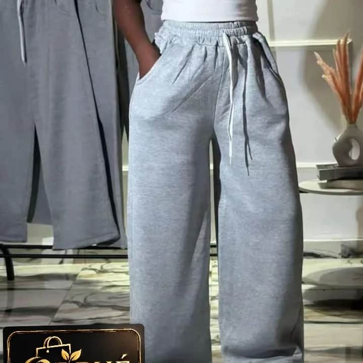 Vêtements femmes — photo 47